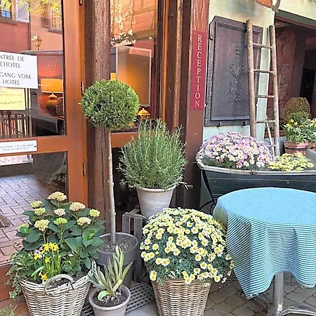 De L'ange Hotel